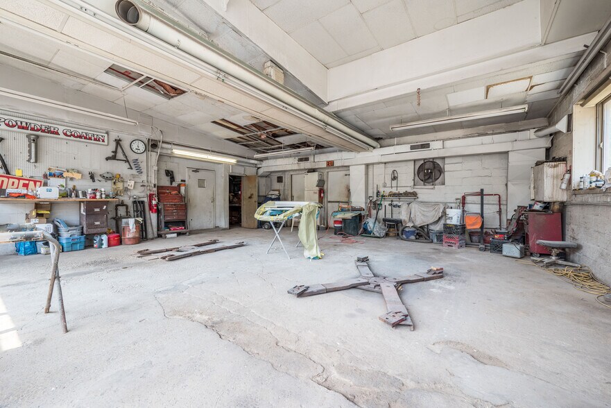 More Photos Of 6220 Library Rd, Bethel Park Auto Repair For Sale