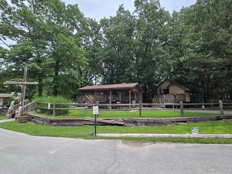 More Photos Of 159 Acorn Acres Ln, Branson West Trailer Camper Park For Sale