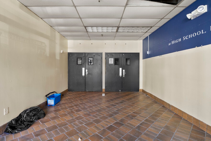 More Photos Of 273 Asylum St, Hartford Office For Sale