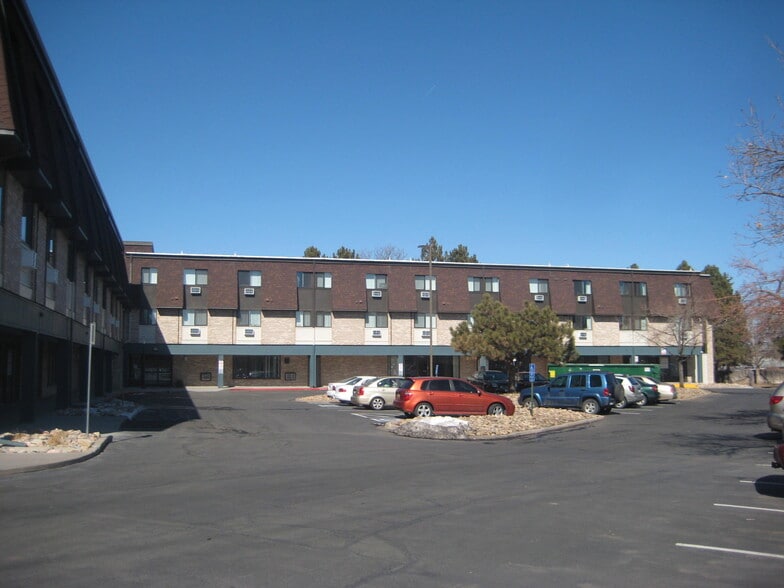 More Photos Of 651 Potomac St, Aurora Apartments For Lease