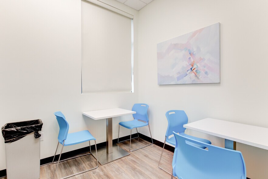 More Photos Of 9545 N Beach St, Fort Worth Medical For Lease