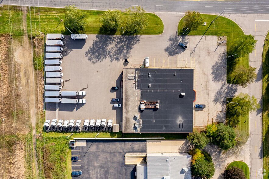 More Photos Of 1507 Walli Strasse Dr, Burton Freestanding For Sale