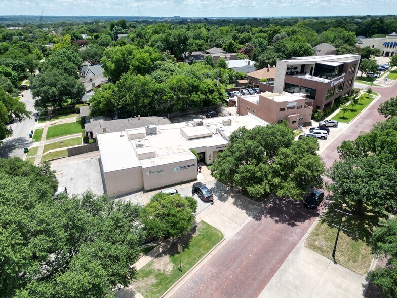 More Photos Of 4201 Camp Bowie Blvd, Fort Worth Medical For Lease