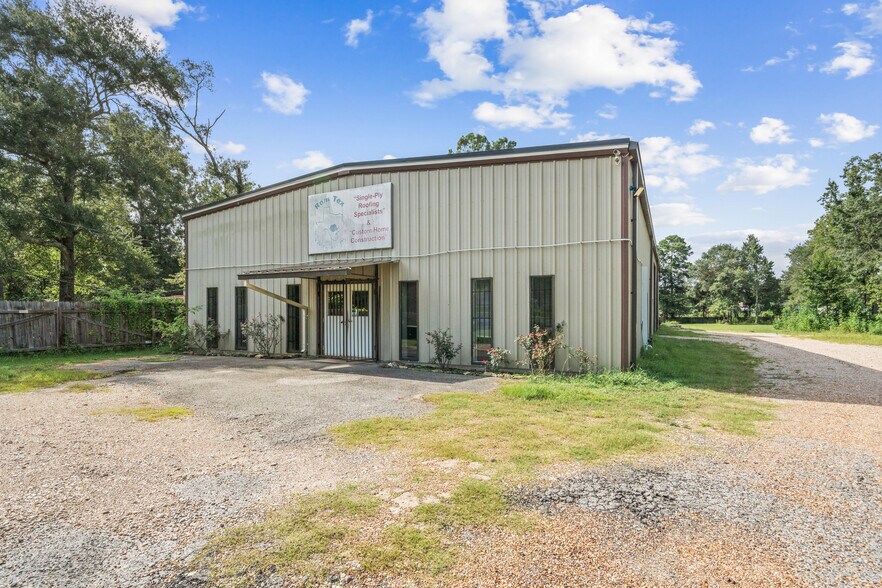 More Photos Of 19962 Lowe Ln, New Caney Manufacturing For Sale