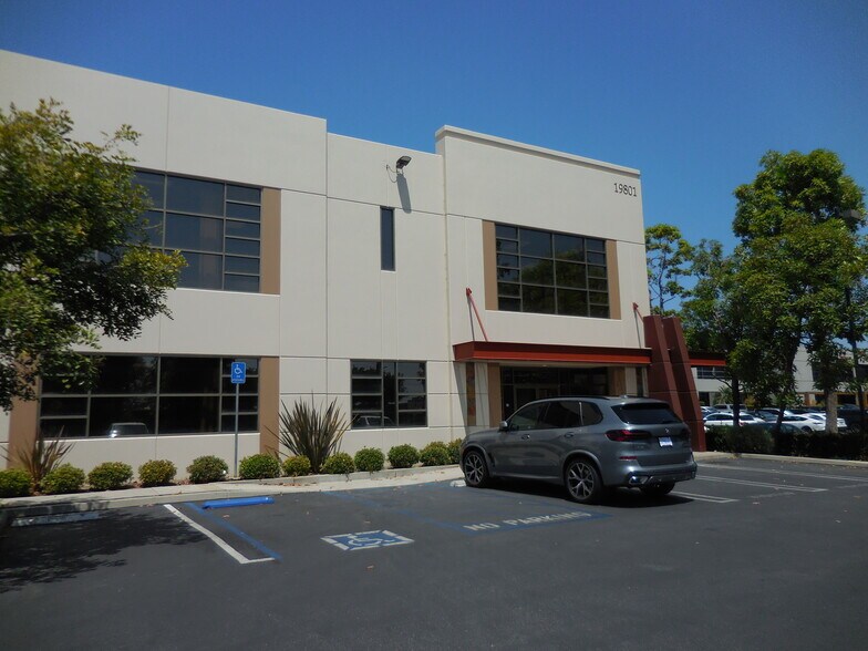 Primary Photo Of 19801 Hamilton Ave, Torrance Warehouse For Lease