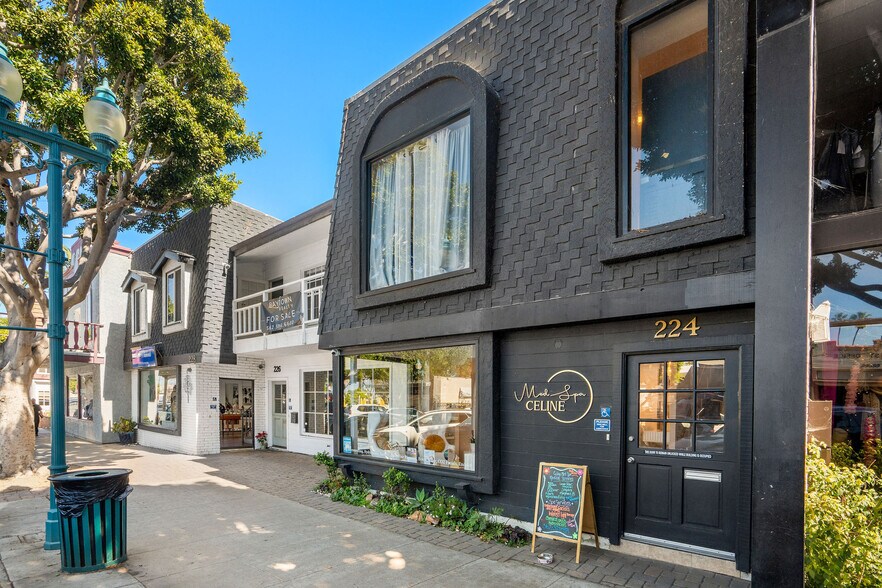 More Photos Of 224 Main St, Seal Beach Storefront For Sale