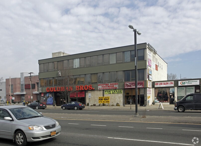 More Photos Of 183 S Broadway, Hicksville Office For Sale