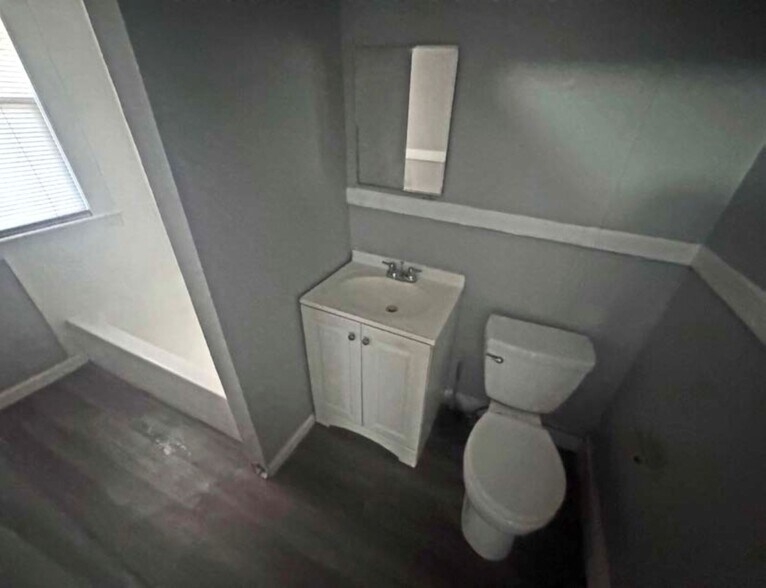 More Photos Of , Hartford Multifamily For Sale