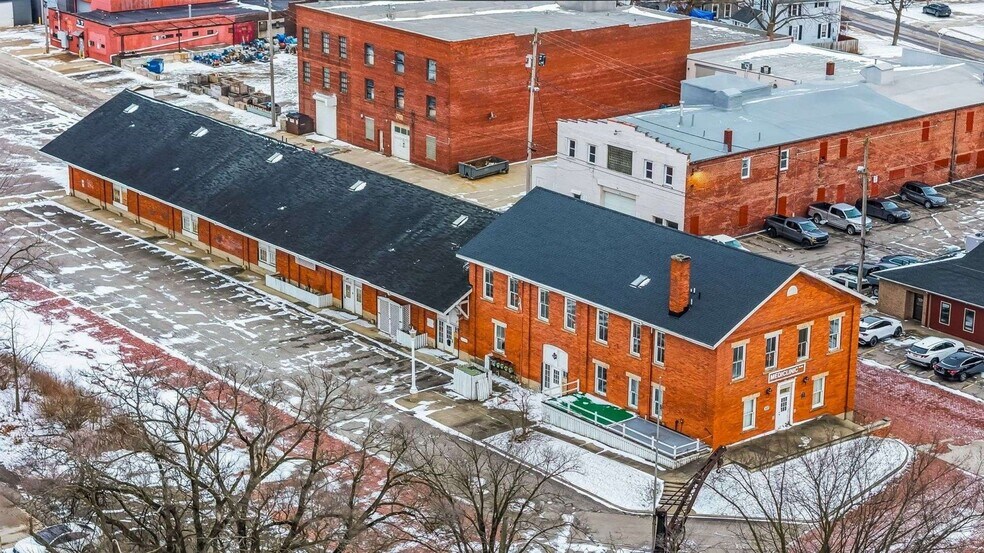 More Photos Of 412 E River St, Elyria Office For Sale