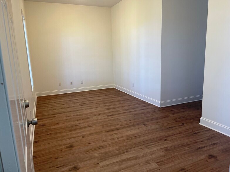 More Photos Of 440 S Peachtree St, Norcross Loft Creative Space For Lease