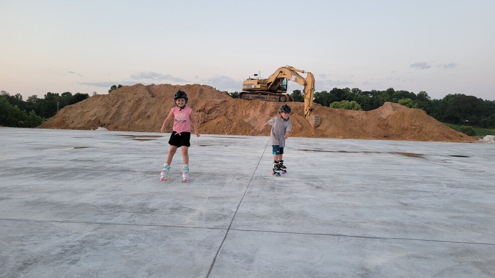 More Photos Of , Owings Unknown For Sale