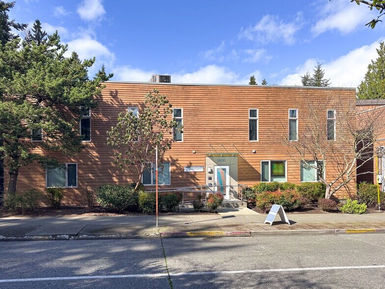 More Photos Of 4300 36th Ave W, Seattle Office For Sale