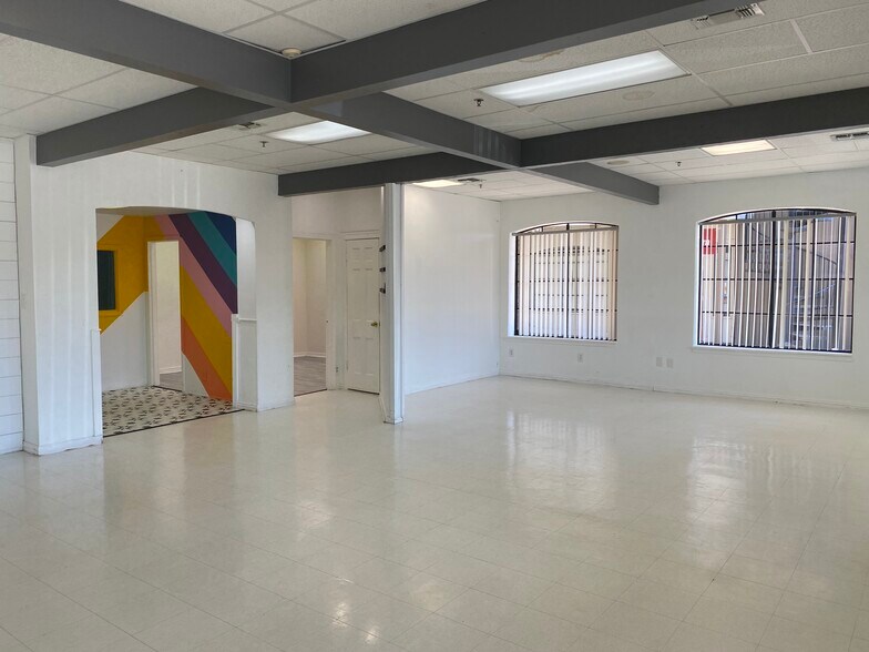 More Photos Of 2301 Midwestern Pky, Wichita Falls Unknown For Lease