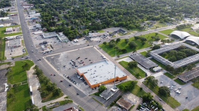 More Photos Of 1700 Jefferson Dr, Port Arthur General Retail For Lease