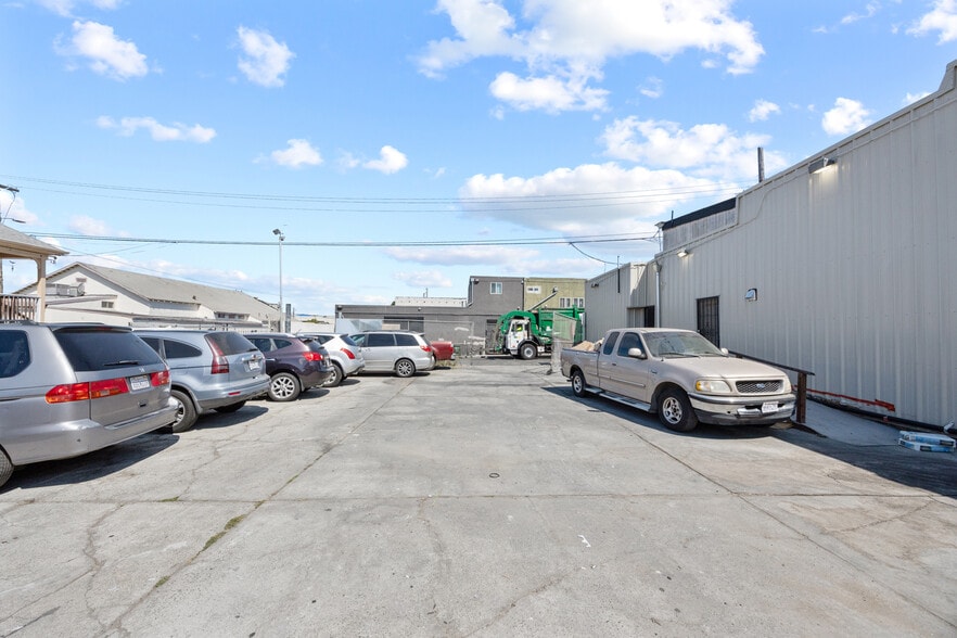 More Photos Of 7201-7215 International Blvd, Oakland Storefront Retail Residential For Sale