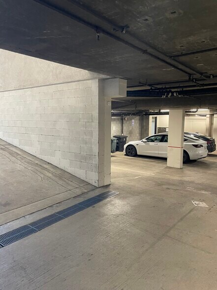 More Photos Of 350 Cambridge Ave, Palo Alto Medical For Lease