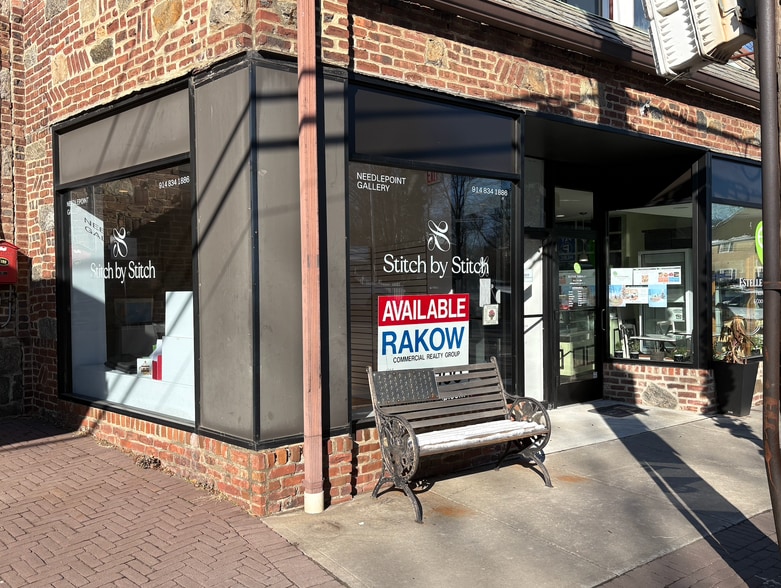 Primary Photo Of 1971 Palmer Ave, Larchmont Storefront Retail Office For Lease