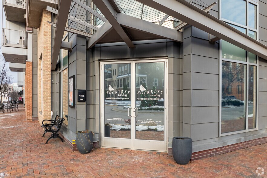 More Photos Of 4821-4845 Old Main St, Richmond Apartments For Lease