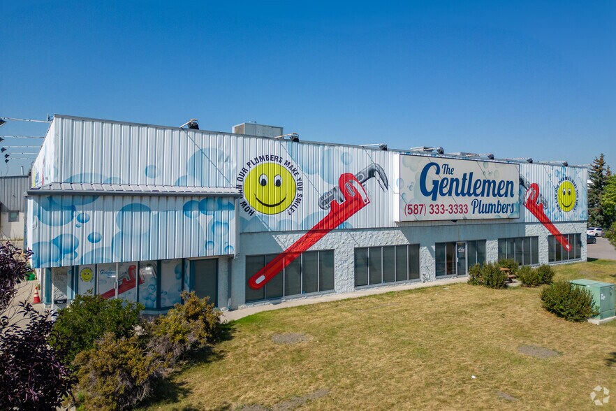 Primary Photo Of 5355 8th St NE, Calgary Warehouse For Lease