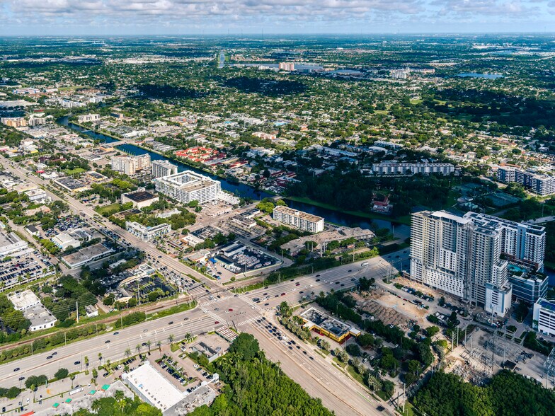 More Photos Of 16445 W Dixie Hwy, North Miami Beach Land For Sale