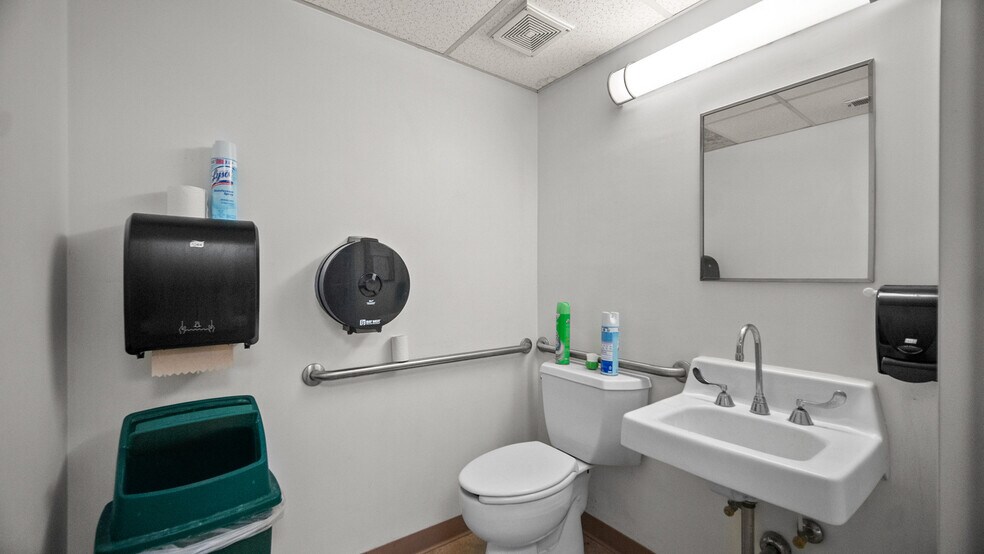 More Photos Of 111 W Main St, West Union Flex For Sale