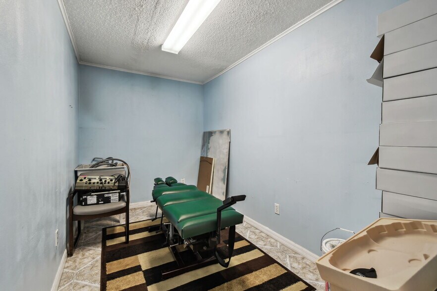 More Photos Of 10129 Little Rd, New Port Richey Medical For Sale