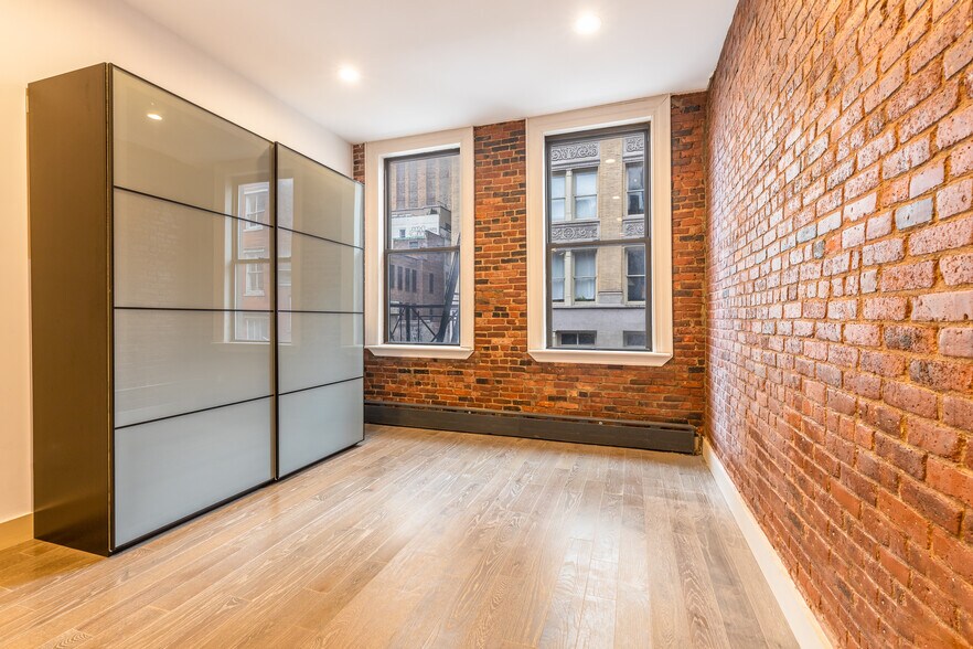 More Photos Of 302 Canal St, New York Apartments For Sale