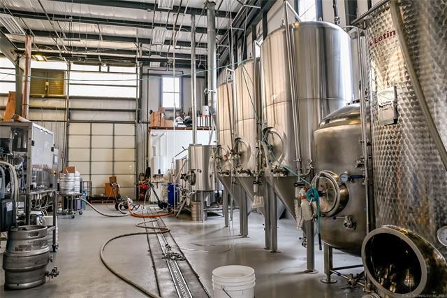 More Photos Of 1147 S Lewis Ave, Tulsa Freestanding For Sale