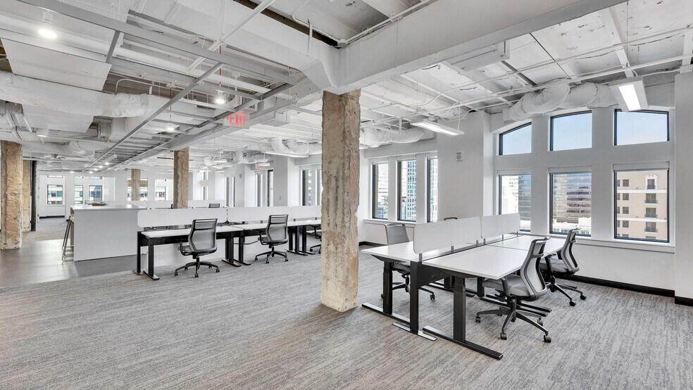 More Photos Of 114 W 7th St, Austin Office For Lease