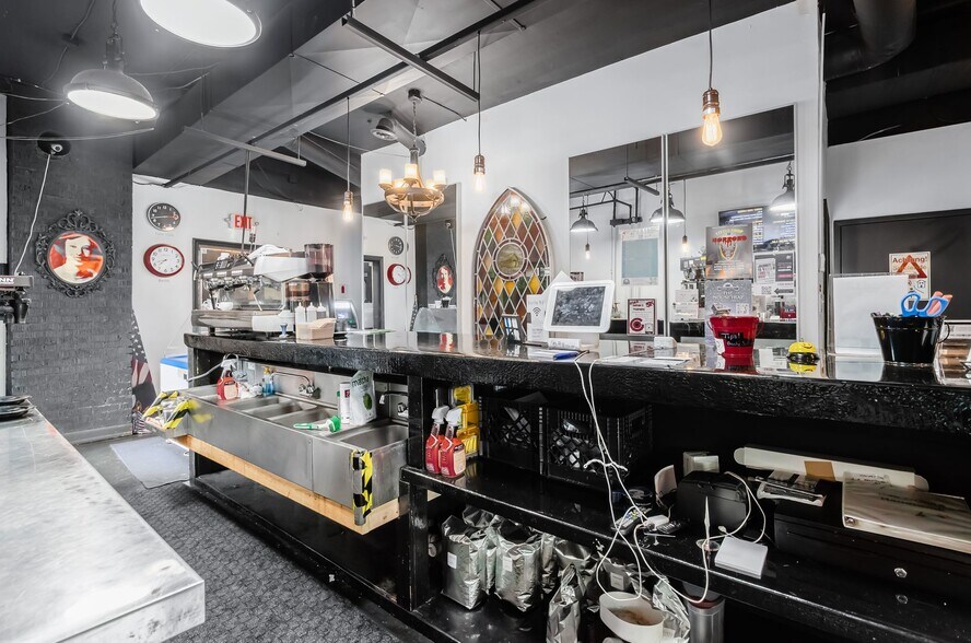 More Photos Of 45 E Columbus St, Lithopolis Restaurant For Sale