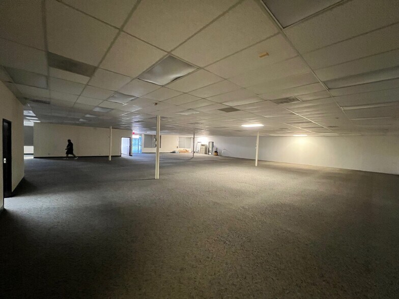 More Photos Of 12455 Beechnut St, Houston Medical For Lease