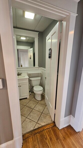 More Photos Of 810 S Main St, Culpeper Storefront Retail Office For Sale