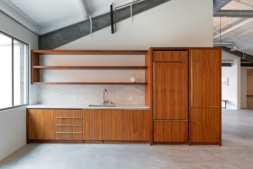 More Photos Of 1655 Euclid St, Santa Monica Loft Creative Space For Lease