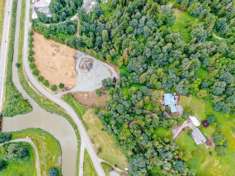 More Photos Of 3051 Eldridge Rd, Abbotsford Office For Sale