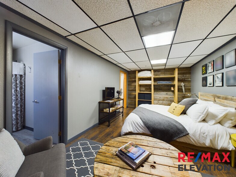 More Photos Of 1128 12th St, Cody Restaurant For Sale