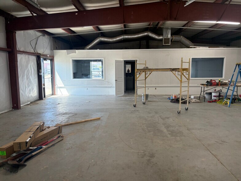 More Photos Of 356 Bonny St, Grand Junction Warehouse For Lease