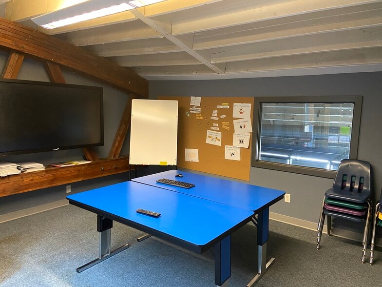 More Photos Of 10 Lackawanna Plz, Montclair Storefront Retail Office For Lease