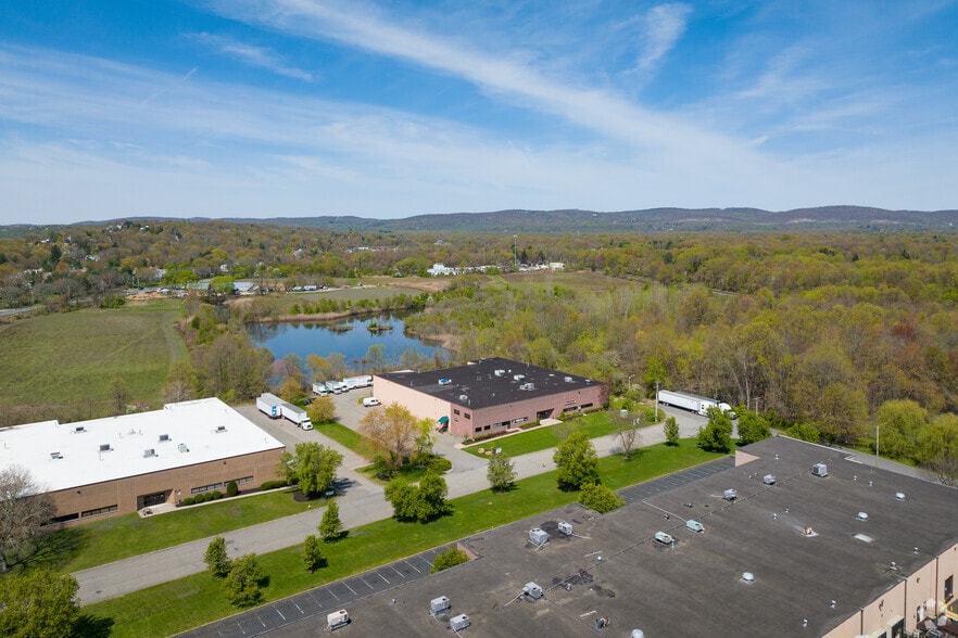 More Photos Of 2 Frassetto Way, Lincoln Park Warehouse For Lease