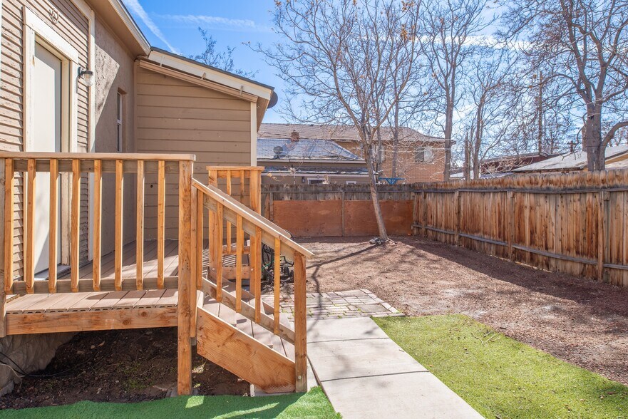 More Photos Of 629 Sinclair St, Reno Apartments For Sale