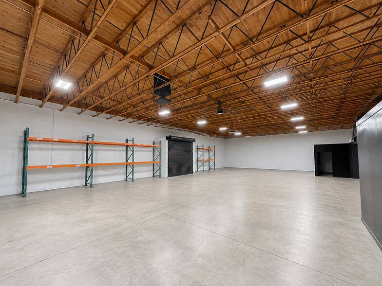 More Photos Of 55 E Southern Ave, Mesa Showroom For Sale