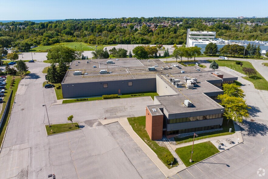 More Photos Of 1851 Sandstone Mnr, Pickering Office For Lease