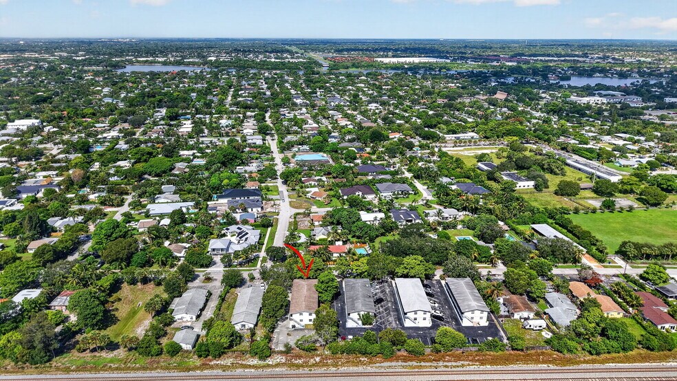 More Photos Of 1601 NE 3rd Ave, Delray Beach Apartments For Sale
