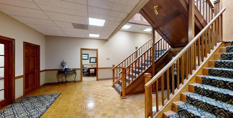 More Photos Of 119 S 2nd St, Rogers Office For Sale