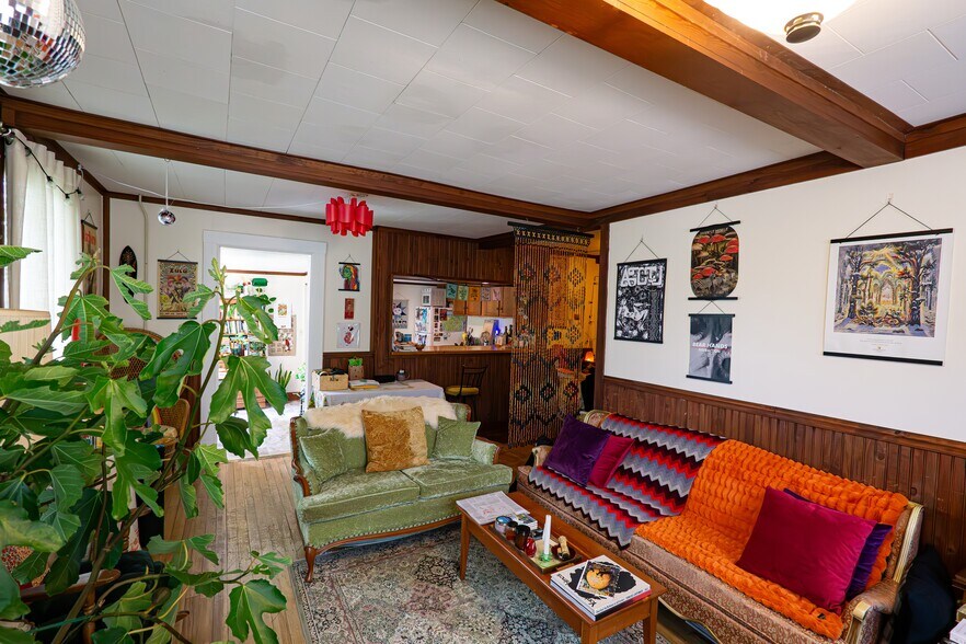 More Photos Of 5732 NY-86, Wilmington Apartments For Sale