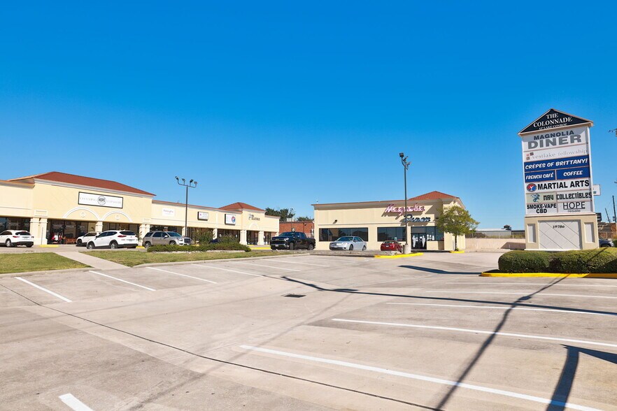 More Photos Of 19786 Highway 105 W, Montgomery Storefront For Sale