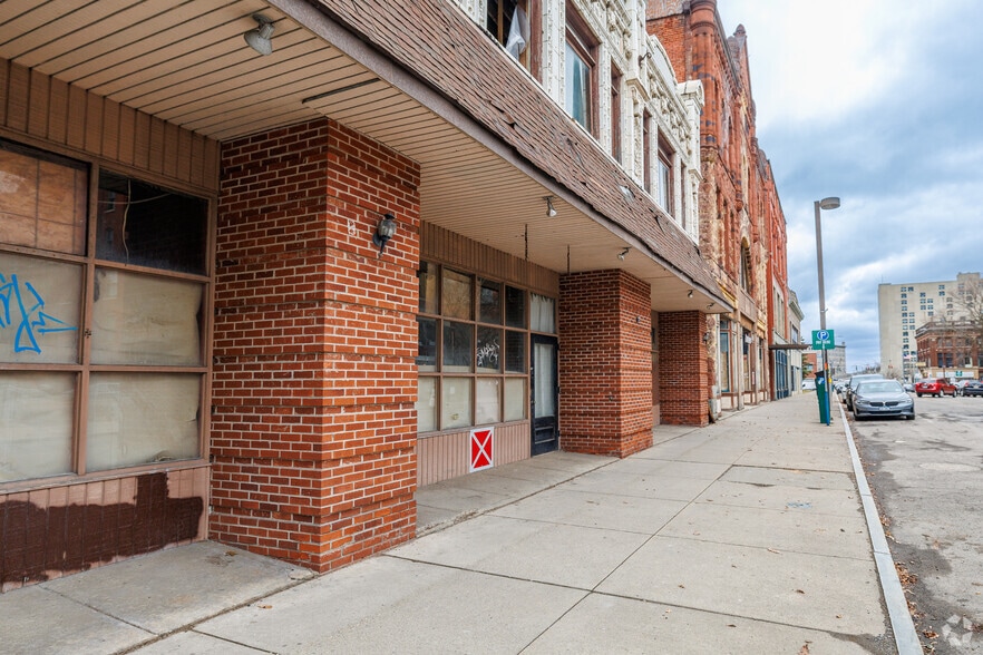 More Photos Of 31-33 Chenango St, Binghamton General Retail For Sale