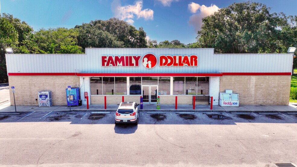 More Photos Of 1058 Berkley Rd, Auburndale Freestanding For Lease