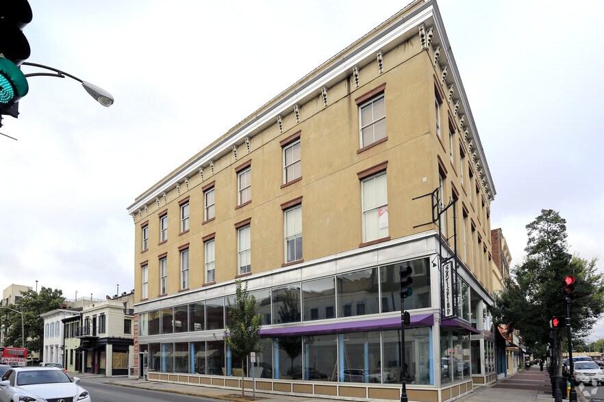 More Photos Of 301 W Broughton St, Savannah Loft Creative Space For Lease