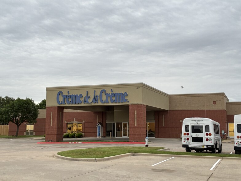 Primary Photo Of 6805 Colleyville Blvd, Colleyville Daycare Center For Lease