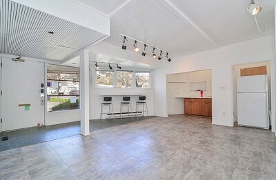 More Photos Of 2112 Thorndyke Ave W, Seattle Office For Lease